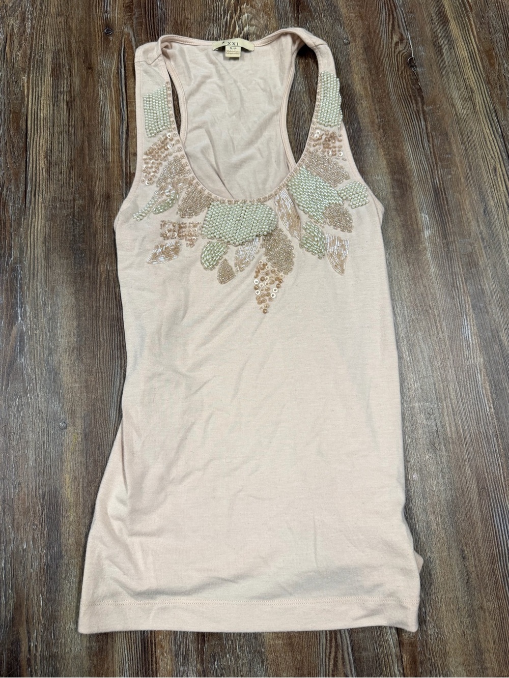Vintage Y2K Pink Tank Top with Silver Sequin Leaf Design
Size: Small